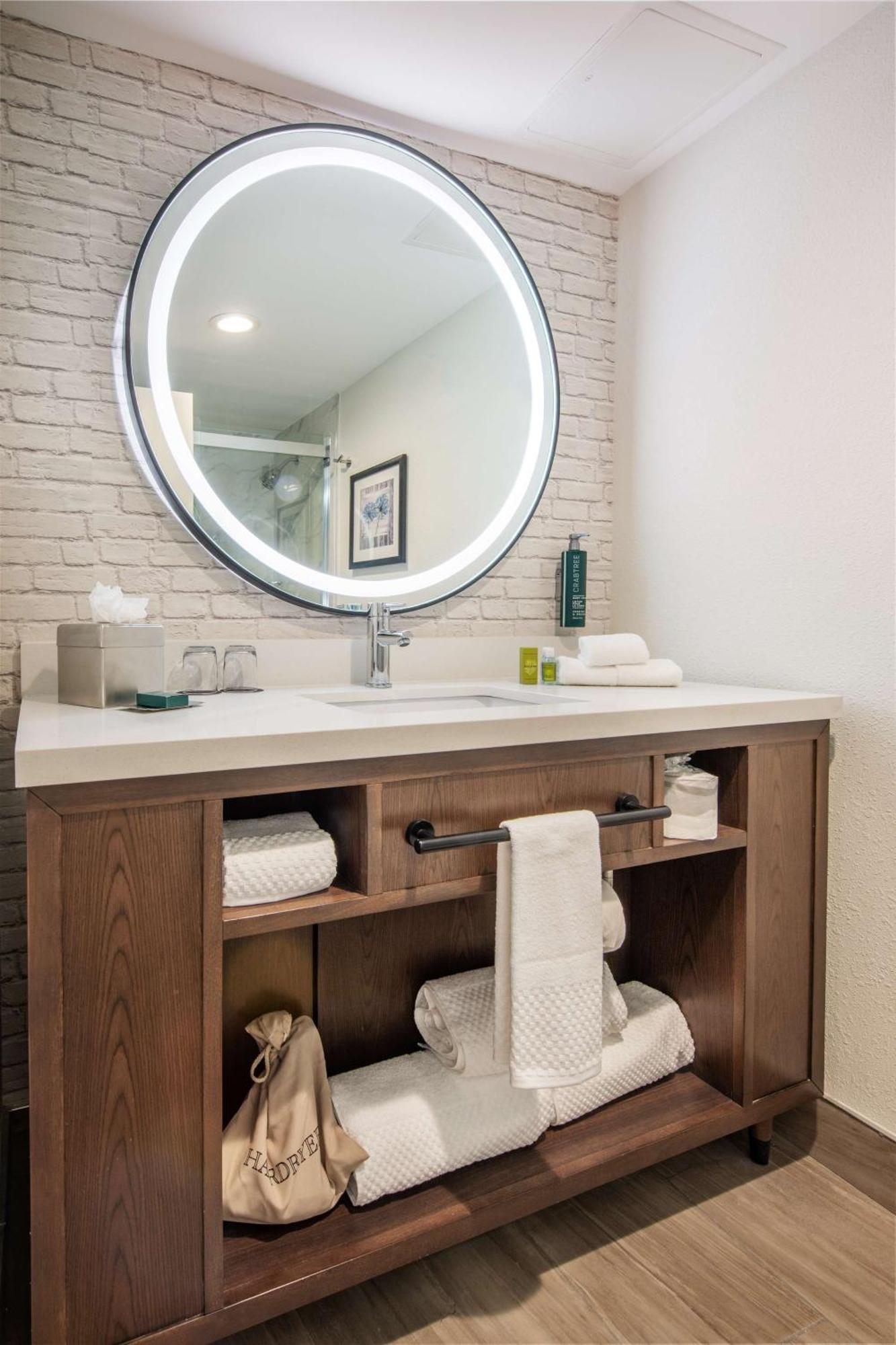 Doubletree By Hilton Monroe Township Cranbury Hotell Rossmoor Eksteriør bilde