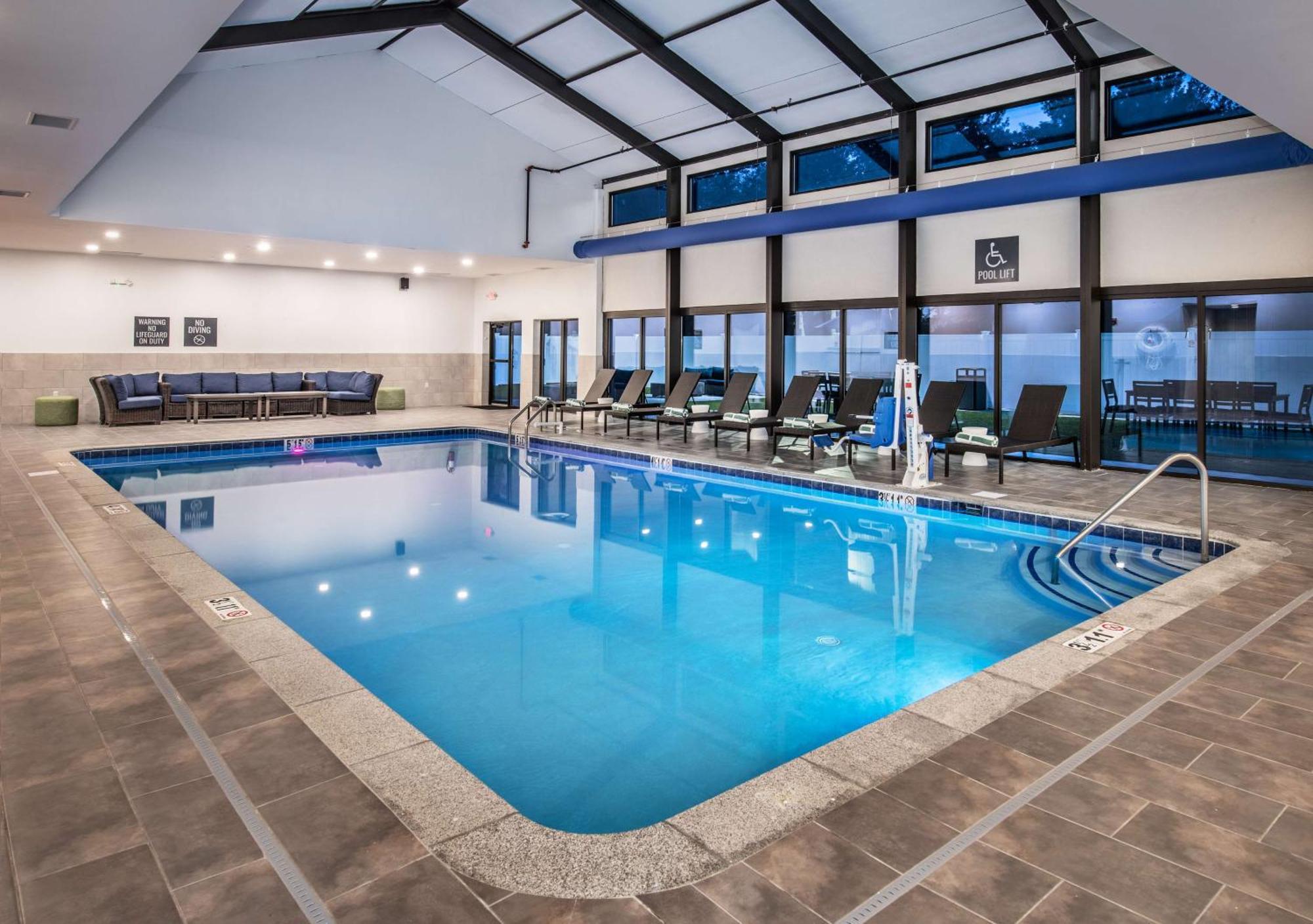 Doubletree By Hilton Monroe Township Cranbury Hotell Rossmoor Eksteriør bilde